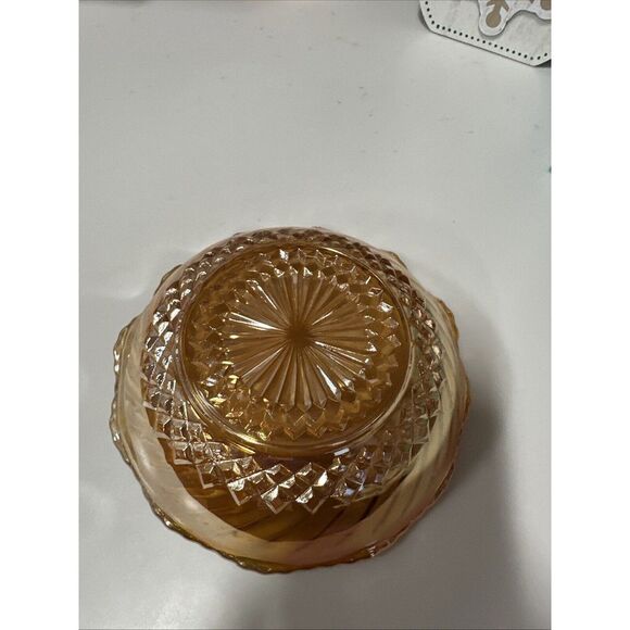 Vintage Carnival Glass Candy Dish Bowl Unbranded 6.5" - Picture 2 of 3